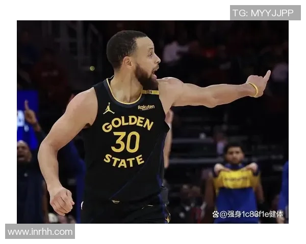 勇士队对阵快船队：西部决赛名额之战一触即发